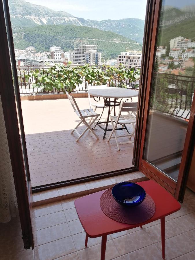 Lovely Apartment With Big Terrace In Будва Экстерьер фото