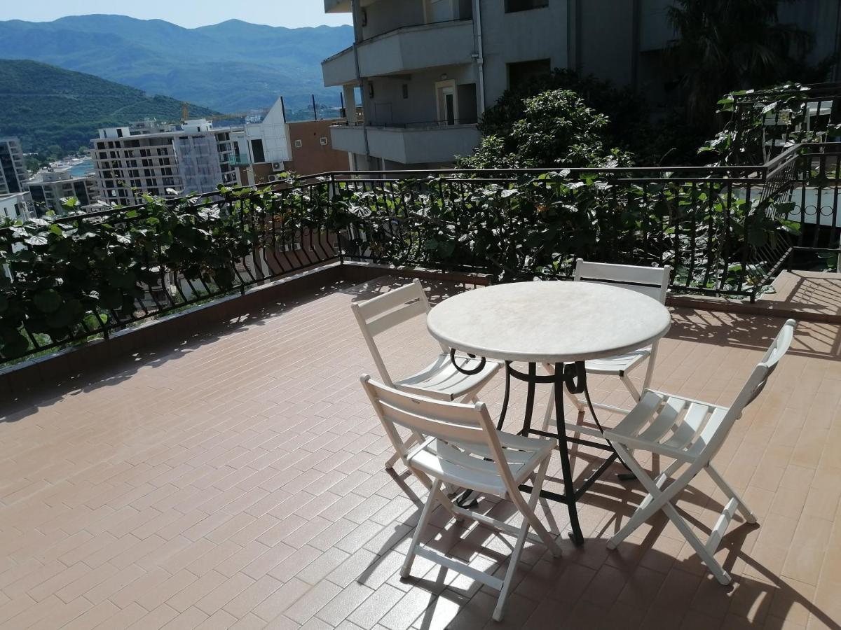 Lovely Apartment With Big Terrace In Будва Экстерьер фото